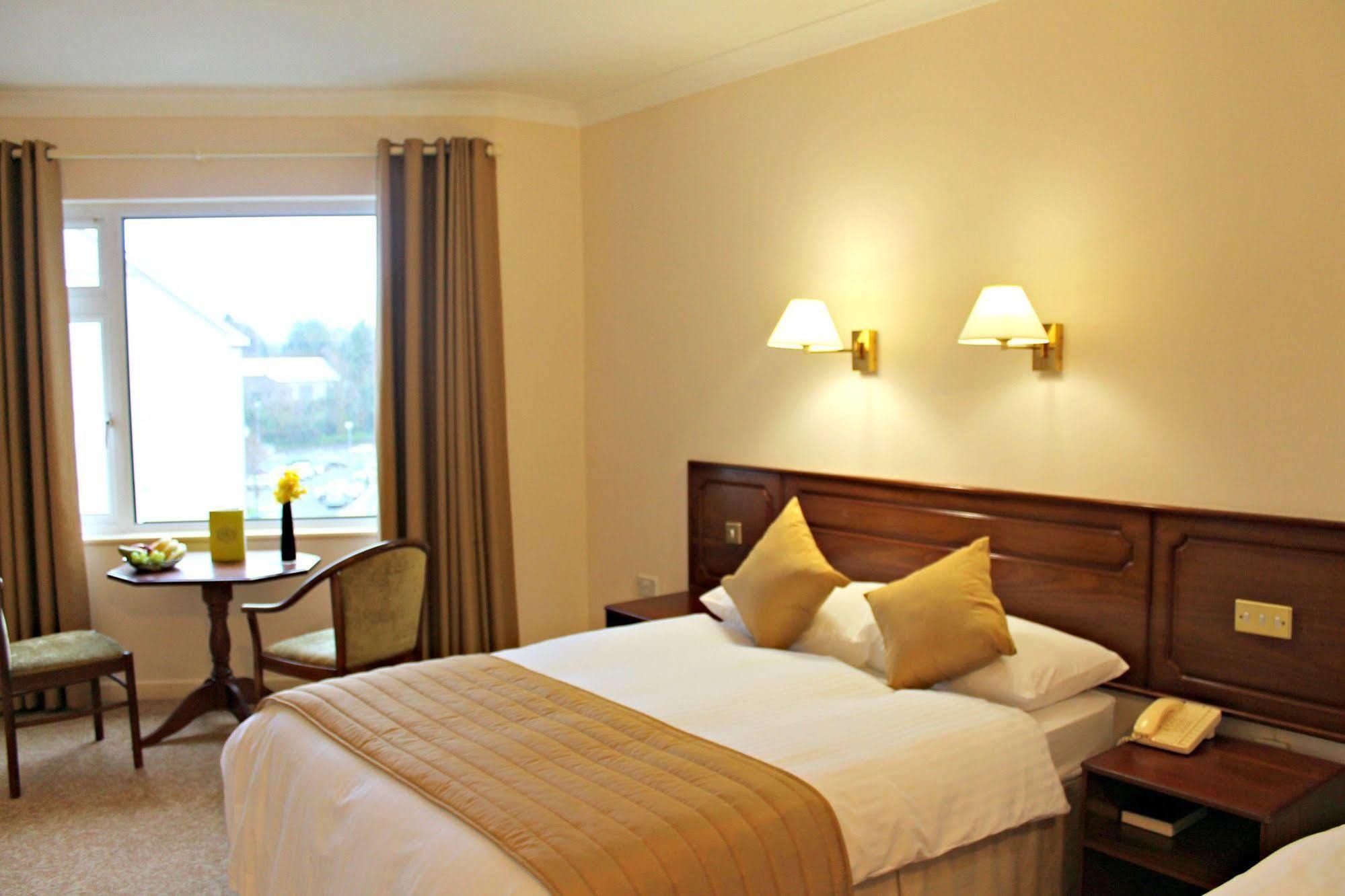 Central Hotel Donegal Donegal Town Ngoại thất bức ảnh